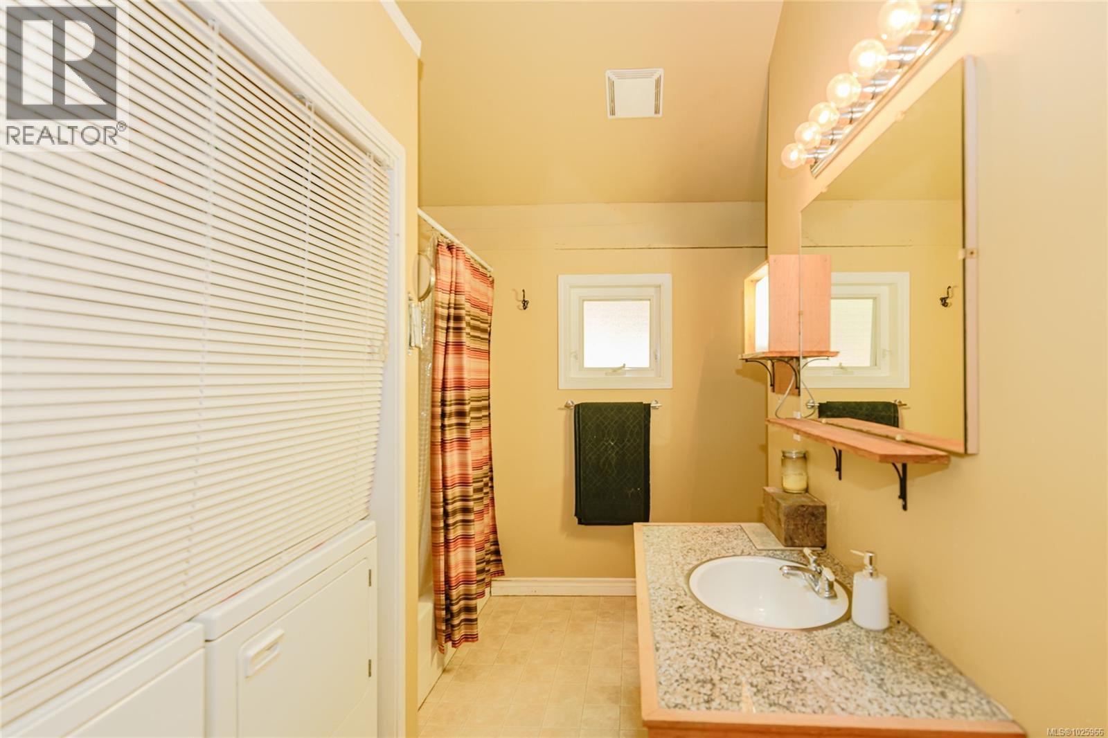 1753 Peerless Rd, Shawnigan Lake, British Columbia  V0R 1L0 - Photo 45 - 1025966