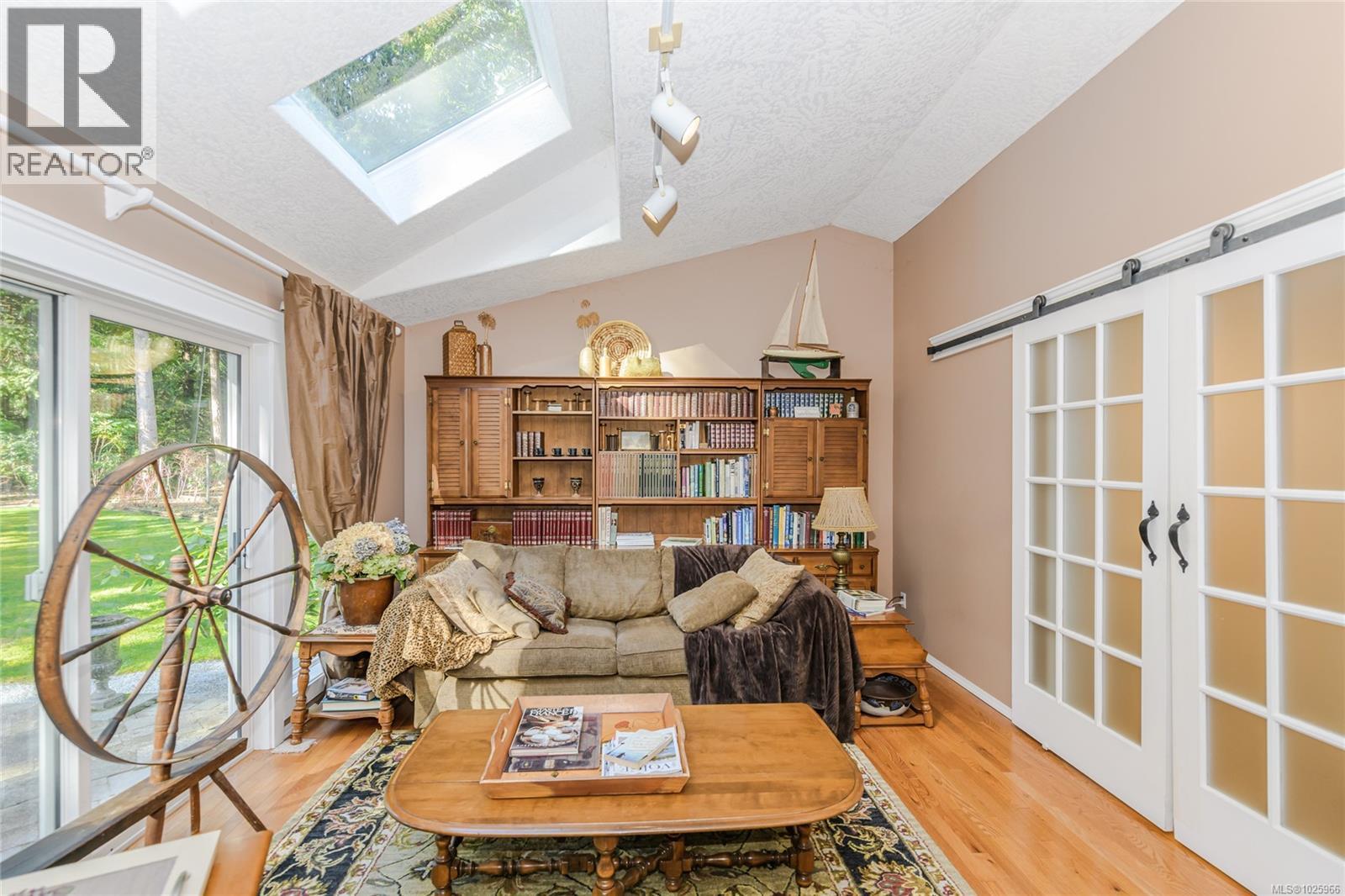 1753 Peerless Rd, Shawnigan Lake, British Columbia  V0R 1L0 - Photo 16 - 1025966