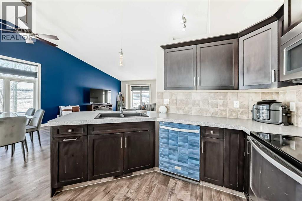 668 Robinson Avenue, Penhold, Alberta  T0M 0J0 - Photo 7 - A2287223