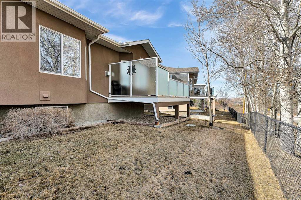 117 River Heights View, Cochrane, Alberta  T4C 0E6 - Photo 36 - A2295228