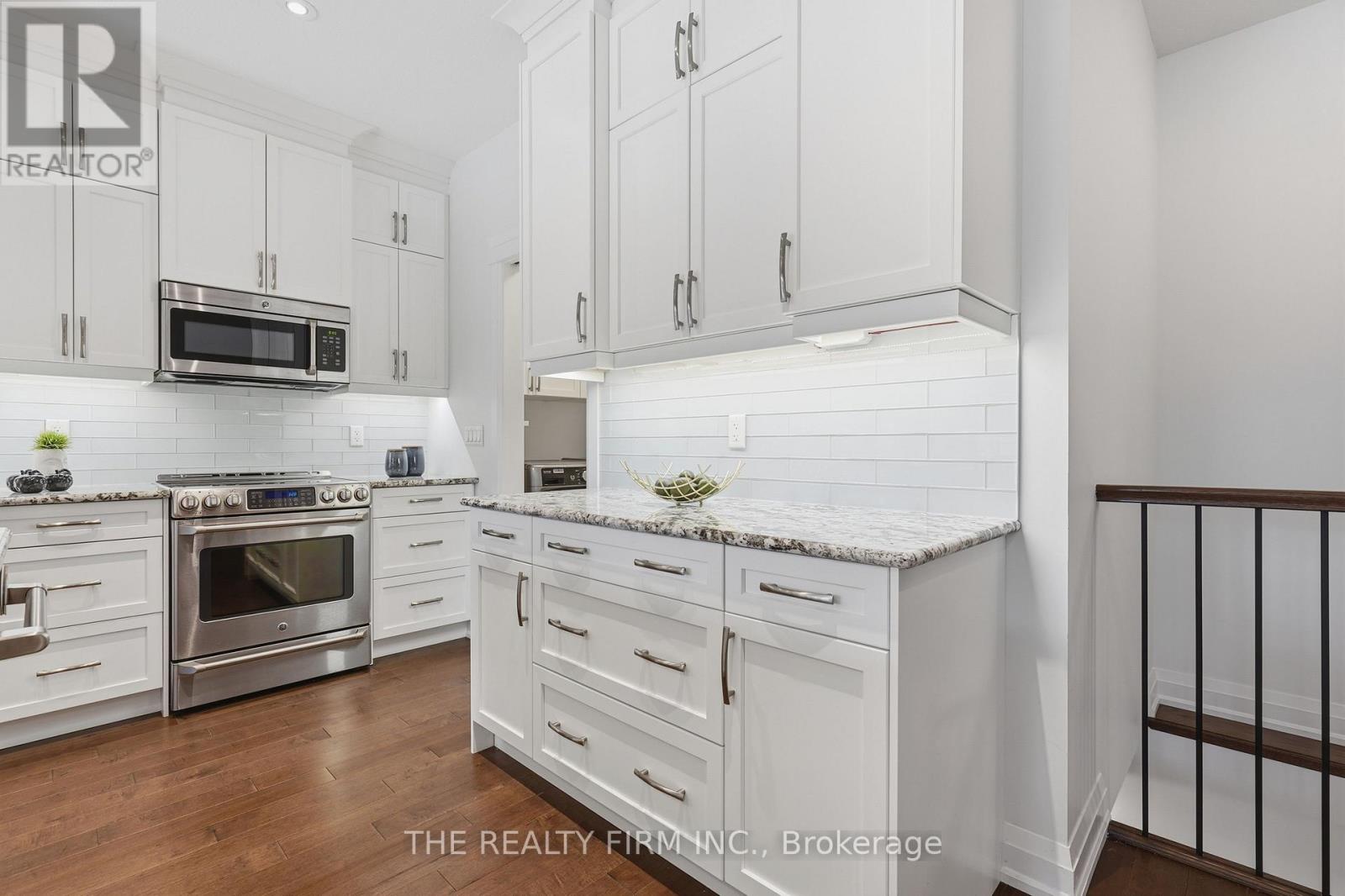 84 Collins Way, Strathroy-Caradoc, Ontario  N7G 0G2 - Photo 12 - X12905712