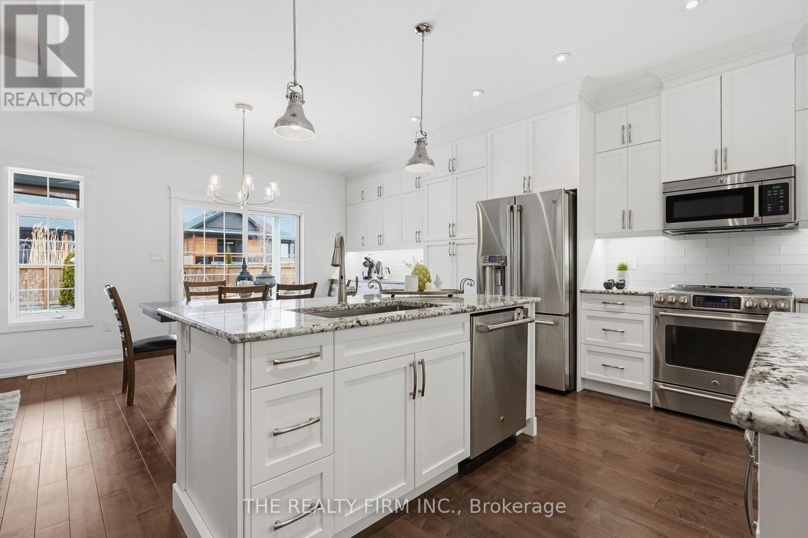 84 Collins Way, Strathroy-Caradoc, Ontario  N7G 0G2 - Photo 13 - X12905712