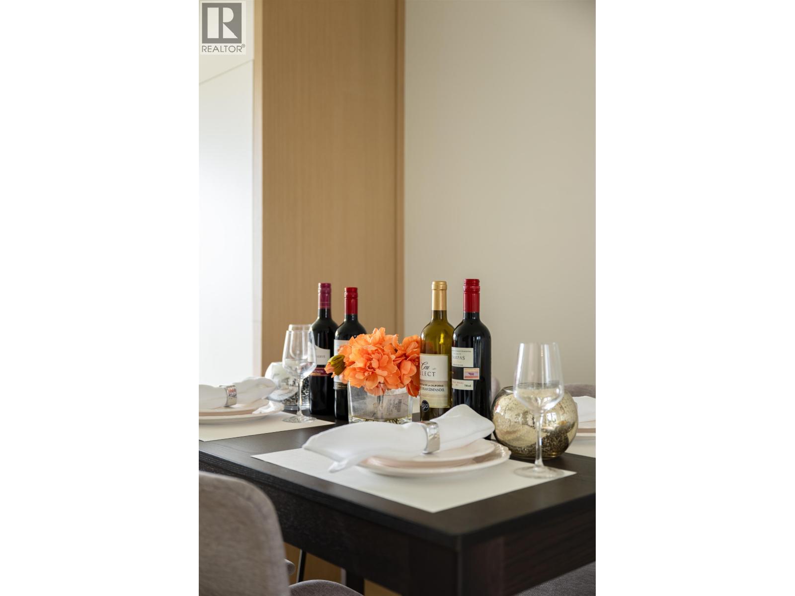 7661 Granville Street, Vancouver, British Columbia  V6P 4Y8 - Photo 11 - R3102105