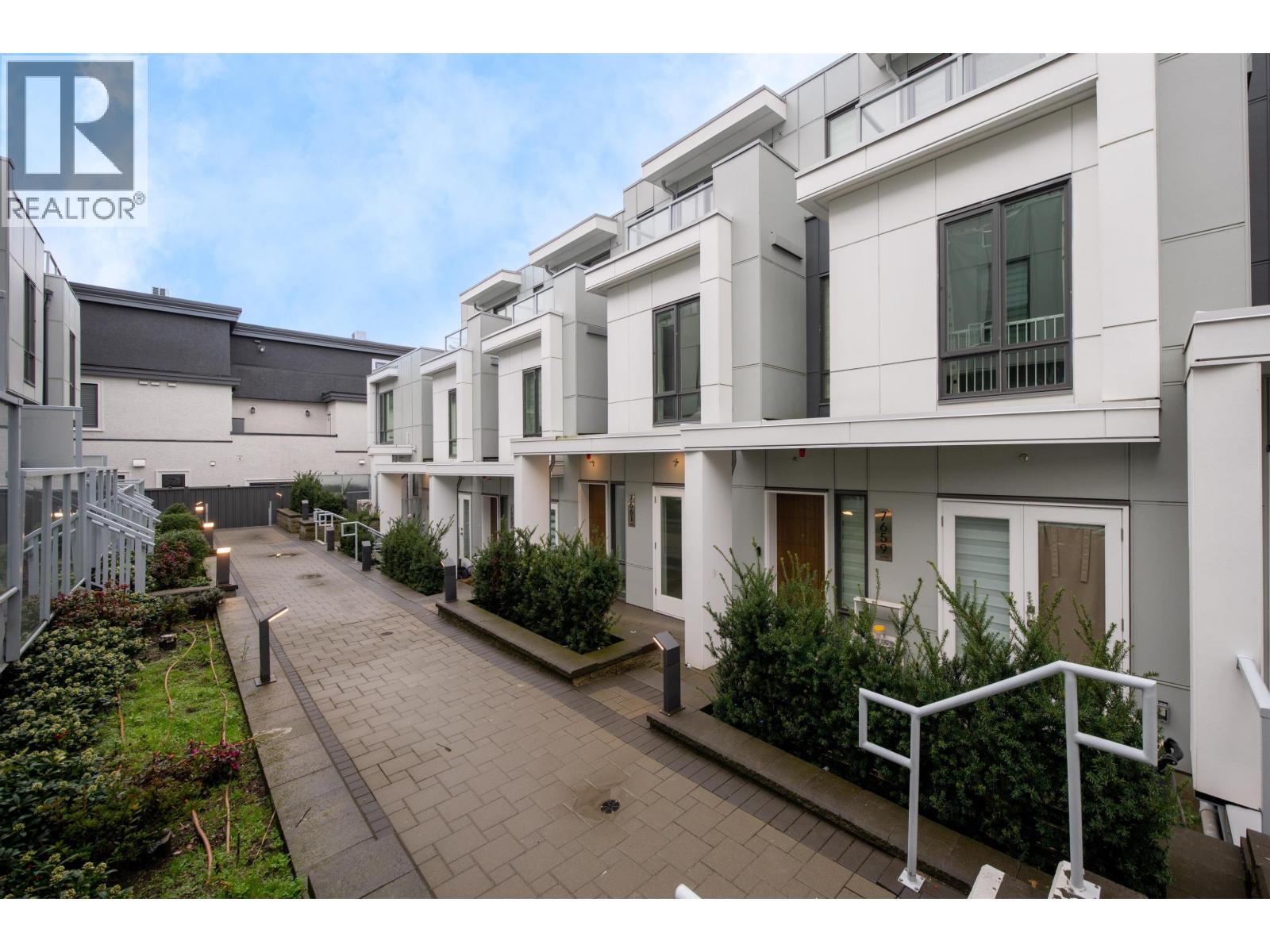 7661 Granville Street, Vancouver, British Columbia  V6P 4Y8 - Photo 34 - R3102105