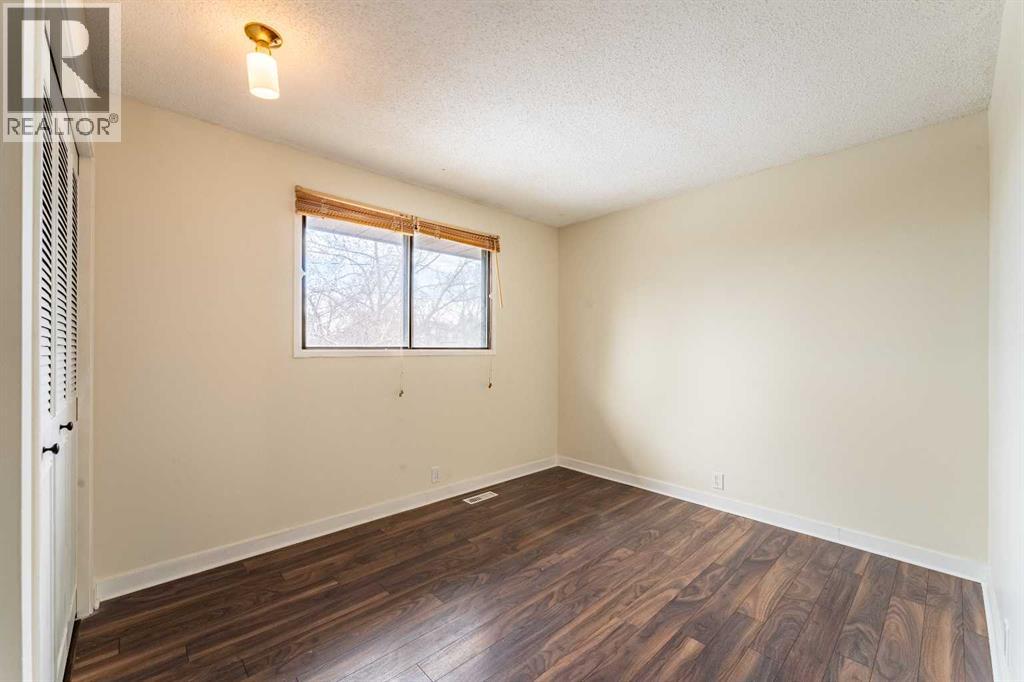 15 Scenic Rise Nw, Calgary, Alberta  T3L 1A6 - Photo 19 - A2293814