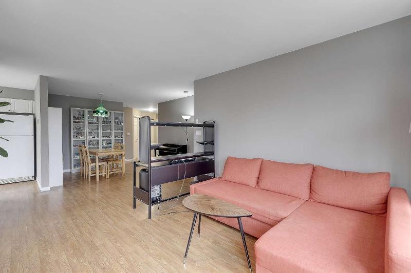 322 15268 105 Avenue, Surrey, British Columbia  V3R 0W8 - Photo 8 - R3098575