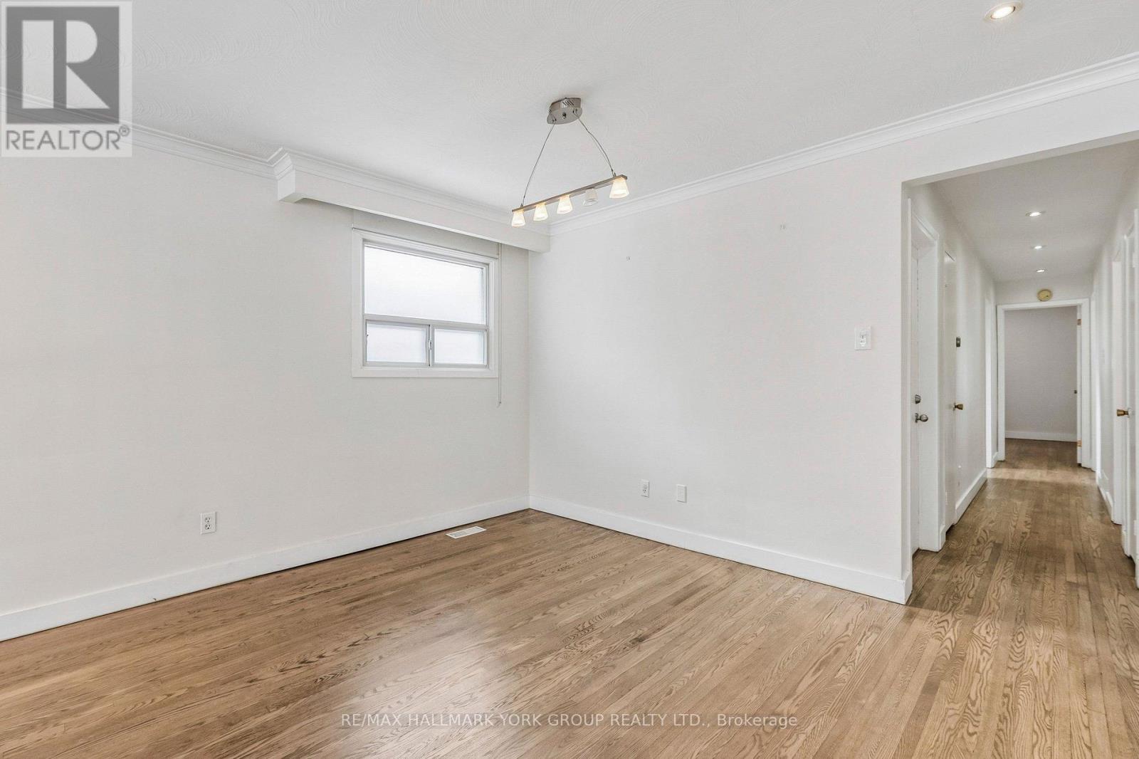 24 Coral Harbour Crescent, Markham, Ontario  L3T 2Z7 - Photo 12 - N12899070