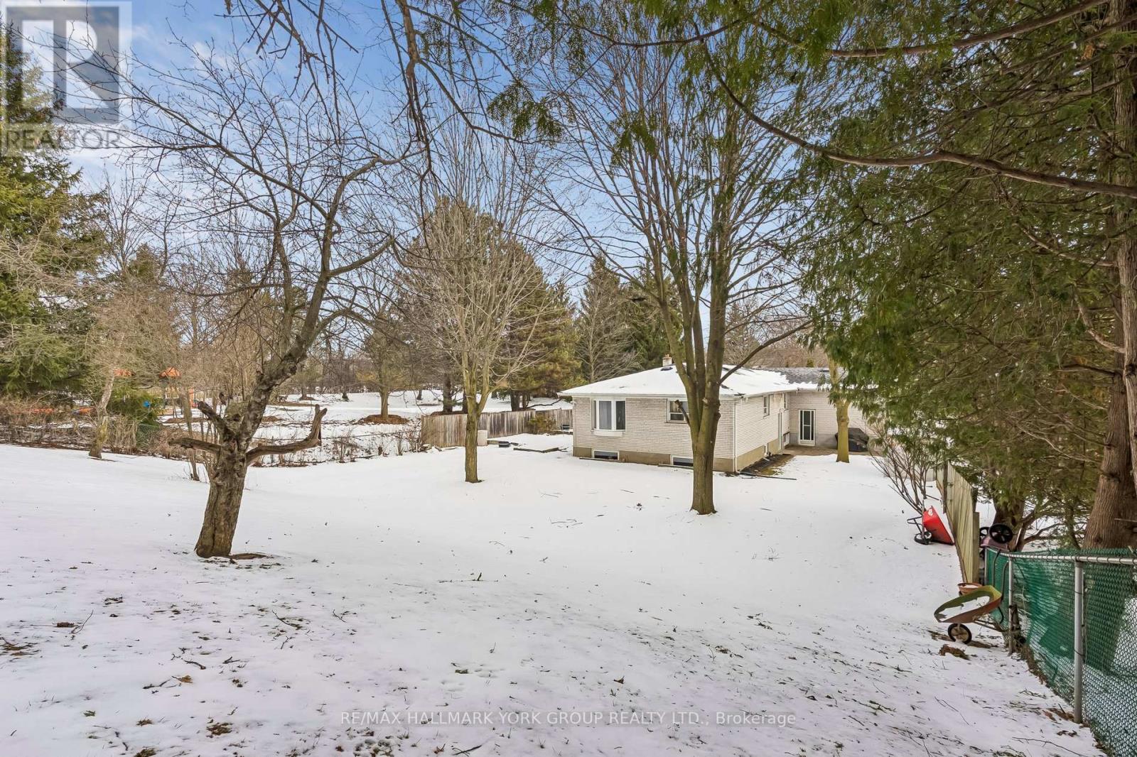 24 Coral Harbour Crescent, Markham, Ontario  L3T 2Z7 - Photo 33 - N12899070