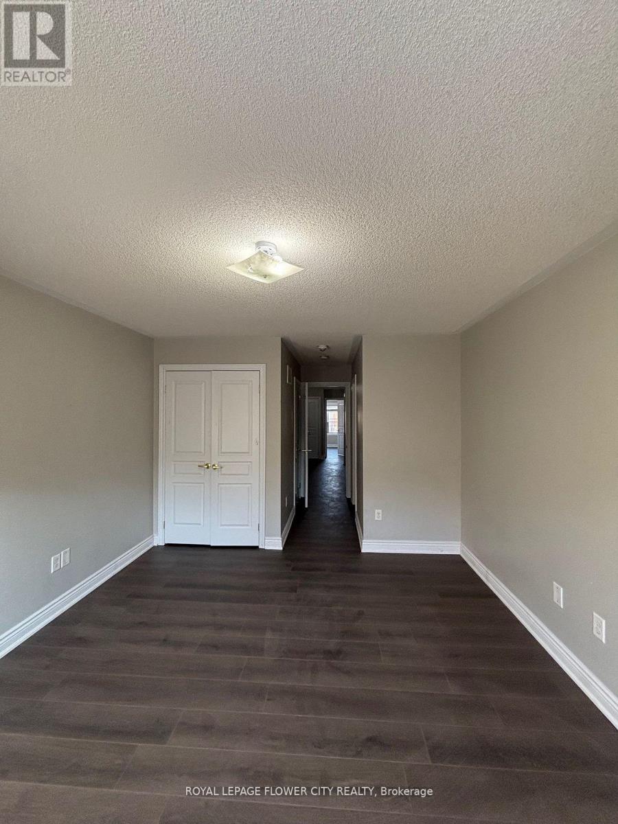 38 Walbrook Road, Brampton, Ontario  L7A 1K4 - Photo 7 - W12905716