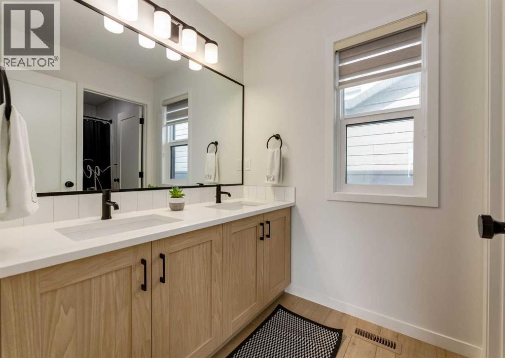 44 West Grove Link Sw, Calgary, Alberta  T3H 6E3 - Photo 35 - A2294687