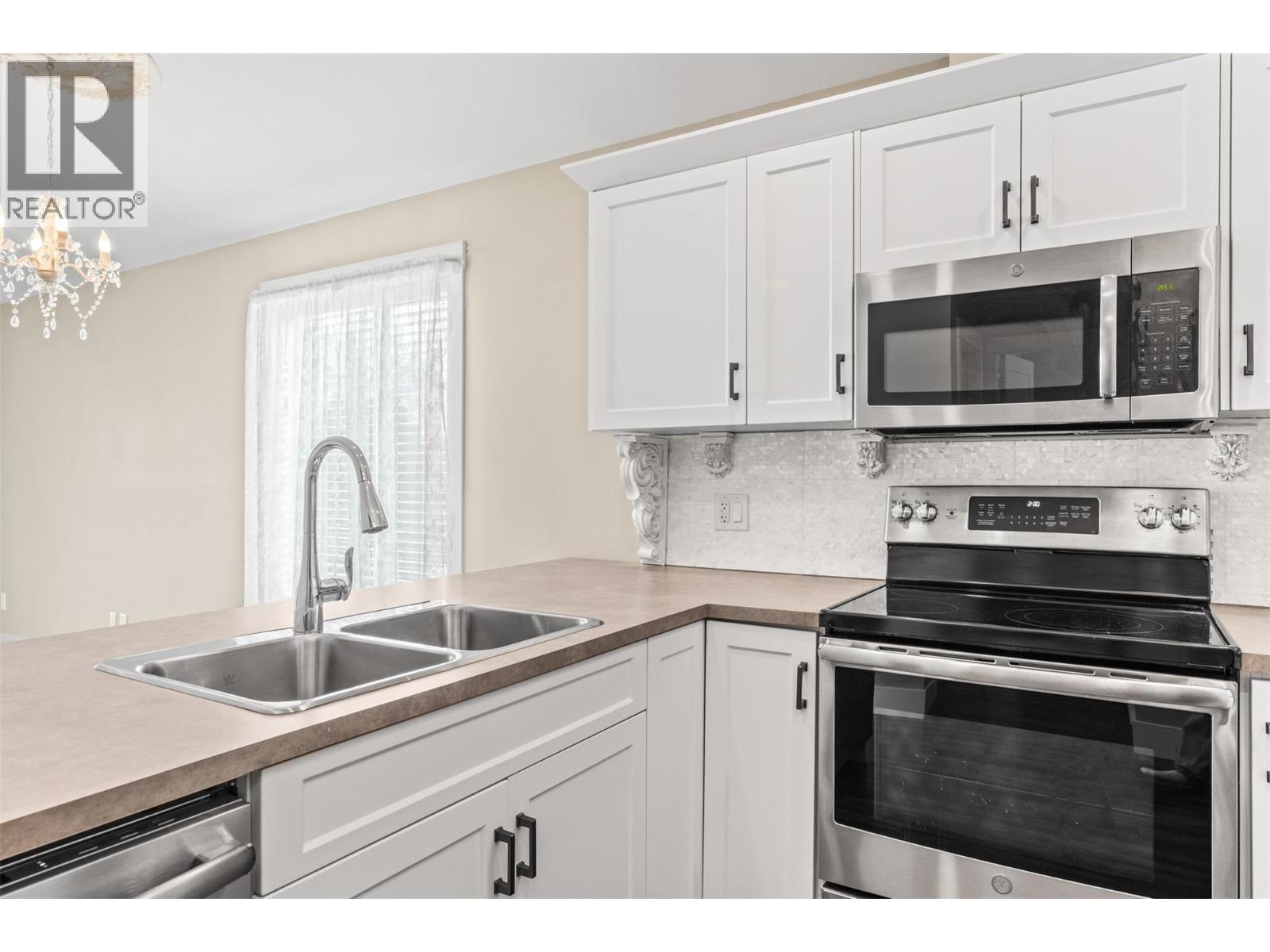 2100 55 Avenue Unit# 66, Vernon, British Columbia  V1T 9Y6 - Photo 6 - 10379476