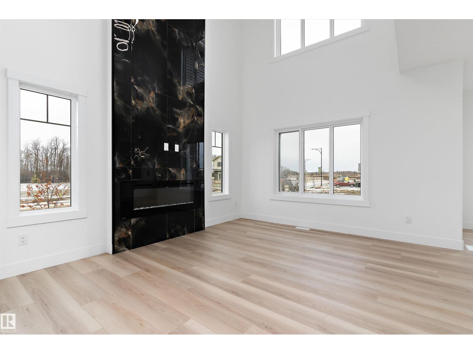 804 Elderberry Ct Nw, Edmonton, Alberta  T6M 3J7 - Photo 6 - E4478524