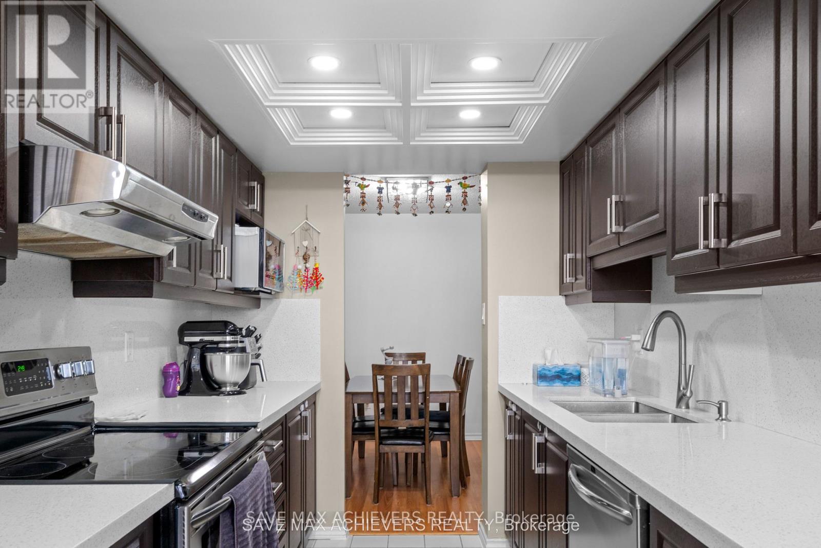 806 - 10 Malta Avenue, Brampton, Ontario  L6Y 4G6 - Photo 10 - W12775184