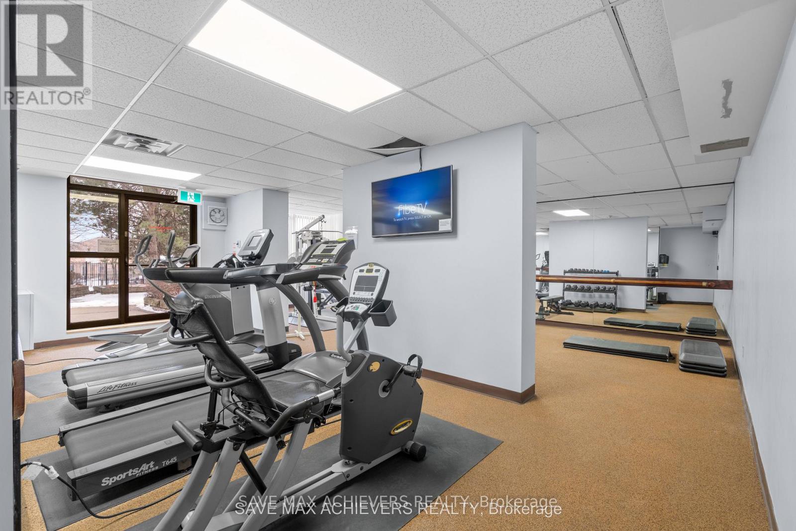 806 - 10 Malta Avenue, Brampton, Ontario  L6Y 4G6 - Photo 3 - W12775184