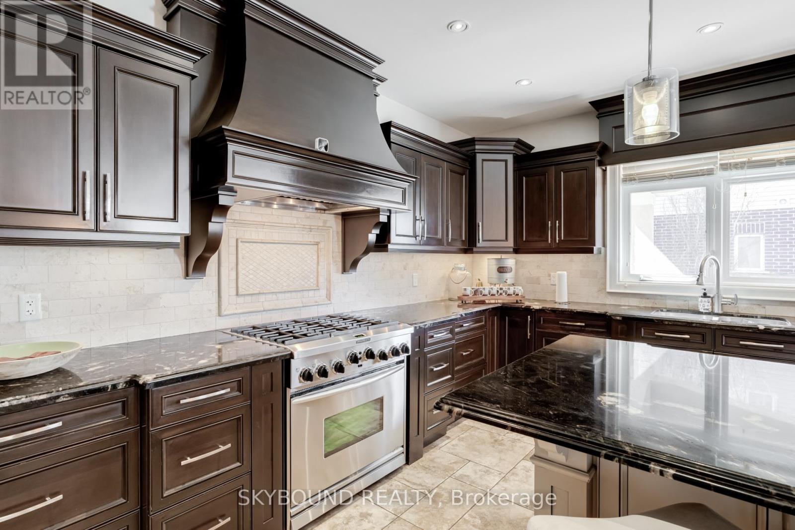 101 Seabreeze Crescent, Hamilton, Ontario  L8E 0A2 - Photo 16 - X12862552