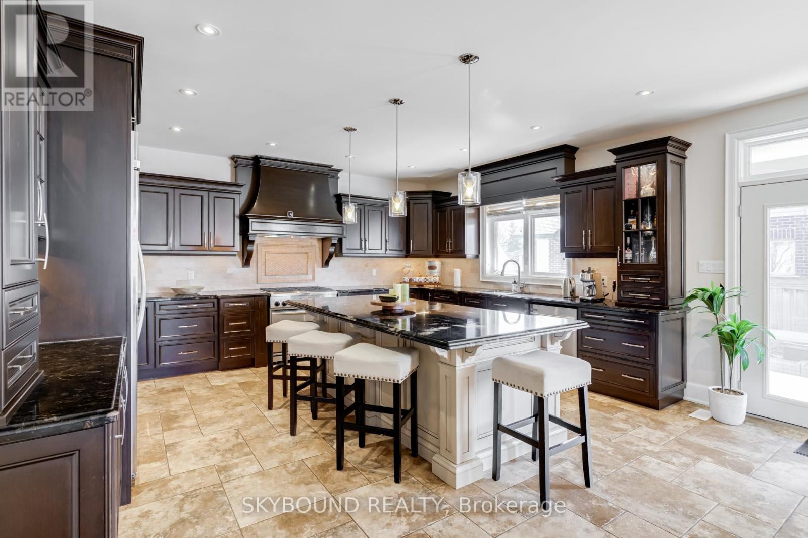 101 Seabreeze Crescent, Hamilton, Ontario  L8E 0A2 - Photo 18 - X12862552