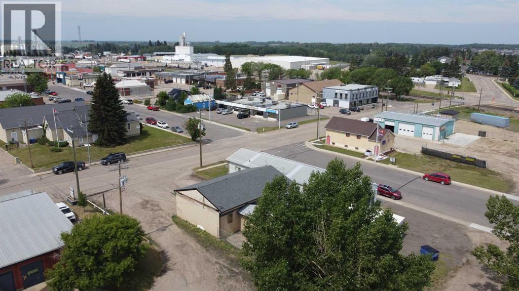 5120 49th Avenue, Innisfail, Alberta  T4G 1R1 - Photo 8 - A2273962