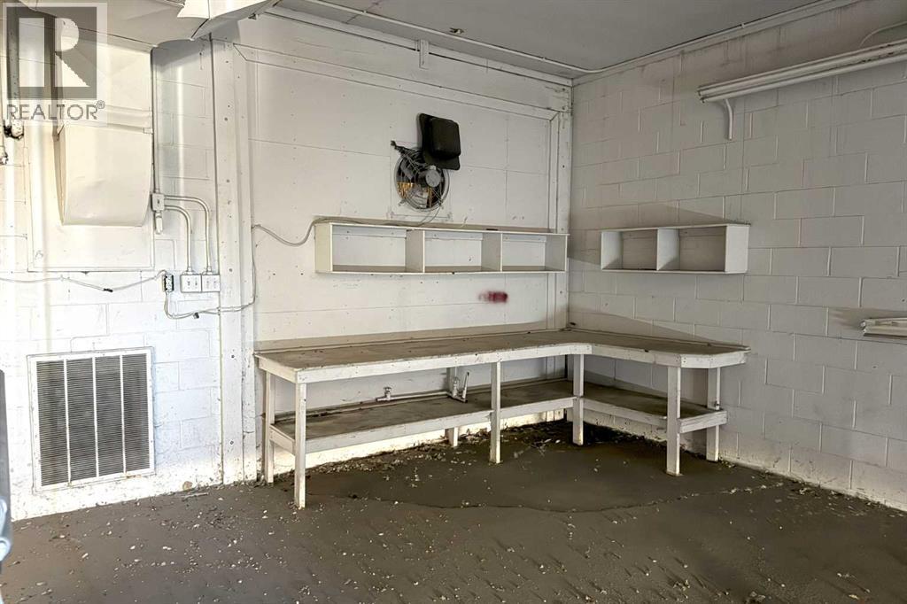 5120 49th Avenue, Innisfail, Alberta  T4G 1R1 - Photo 37 - A2273962