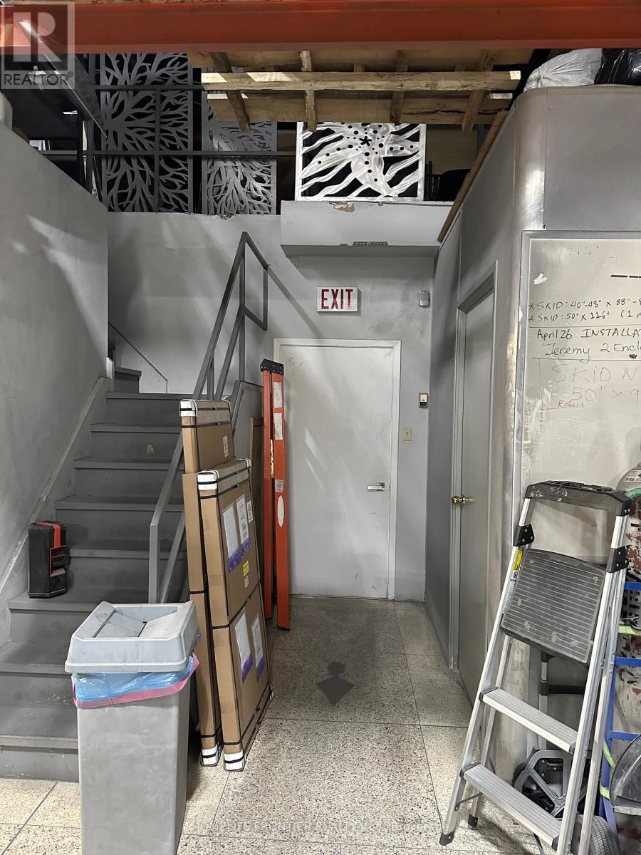 9 - 200 Edgeley Boulevard E, Vaughan, Ontario  L4K 3Y8 - Photo 8 - N12905754