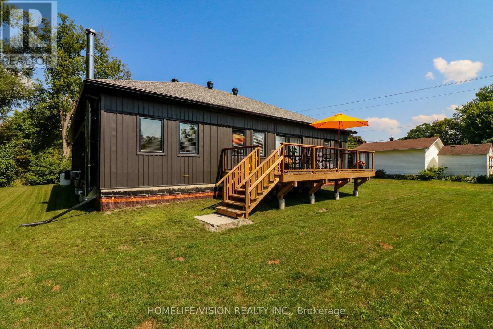 740 Midland Avenue, Tay, Ontario  L0K 1R0 - Photo 33 - S12905744