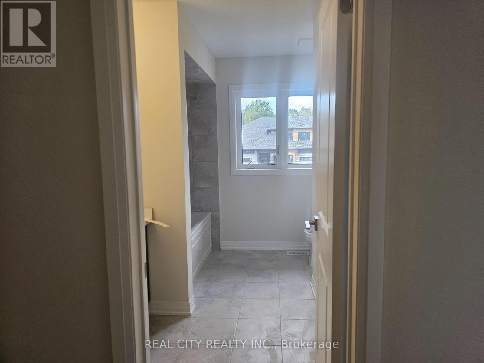 3063 Sandy Acres Avenue, Severn, Ontario  L3V 6H3 - Photo 33 - S12905760