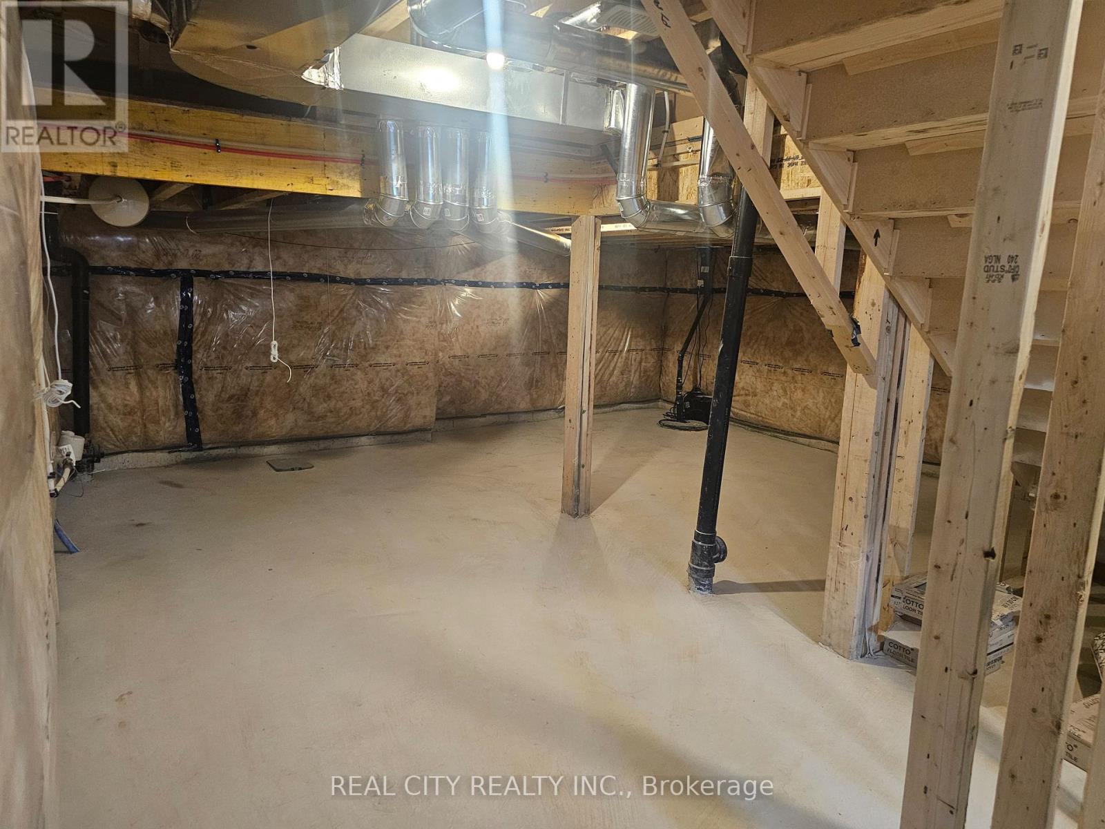 3063 Sandy Acres Avenue, Severn, Ontario  L3V 6H3 - Photo 35 - S12905760