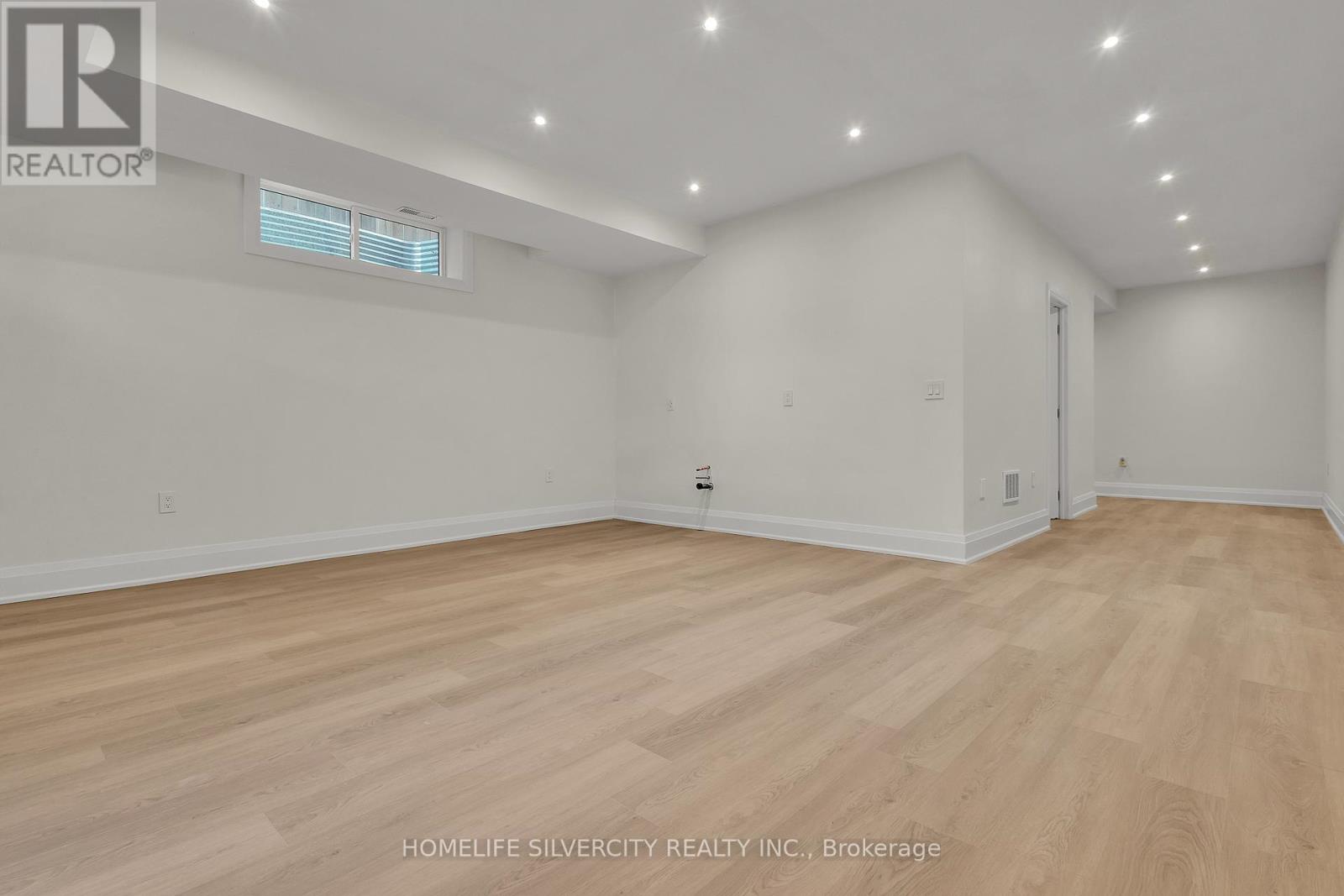 25a Pine Avenue N, Mississauga, Ontario  L5H 2P9 - Photo 42 - W12905730