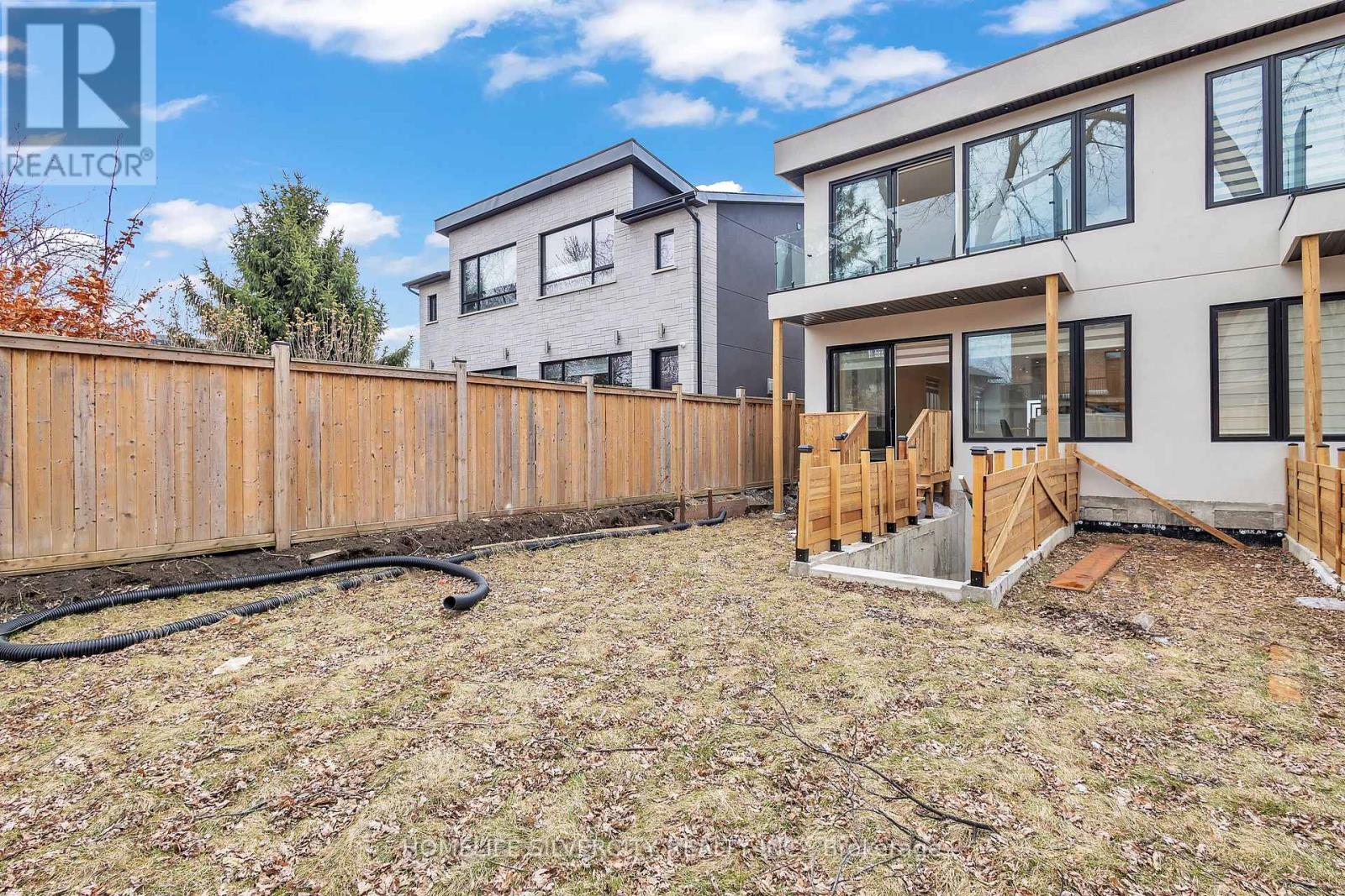 25a Pine Avenue N, Mississauga, Ontario  L5H 2P9 - Photo 48 - W12905730