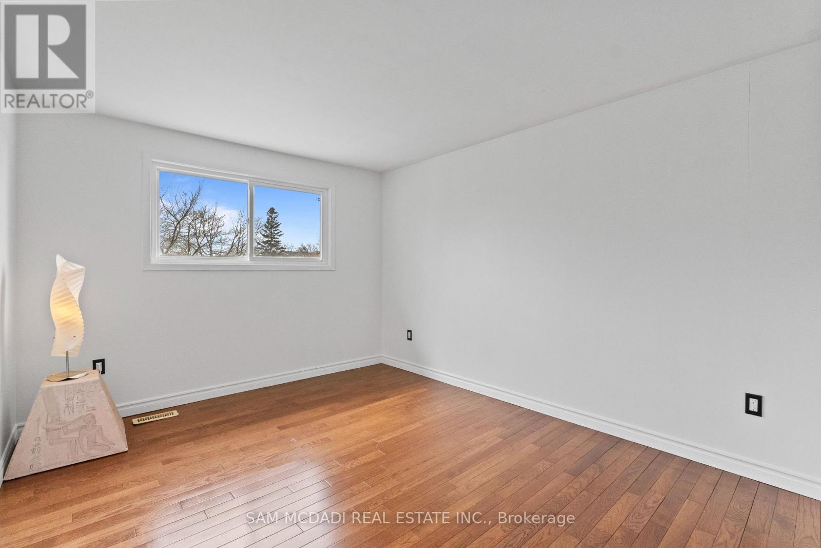 6085 Starfield Crescent, Mississauga, Ontario  L5N 1X2 - Photo 19 - W12905732