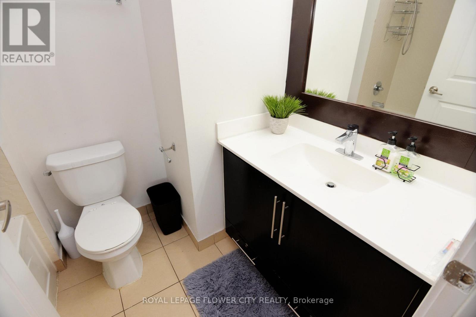 1902 - 330 Burnhamthorpe Road W, Mississauga, Ontario  L5B 0E1 - Photo 24 - W12905752