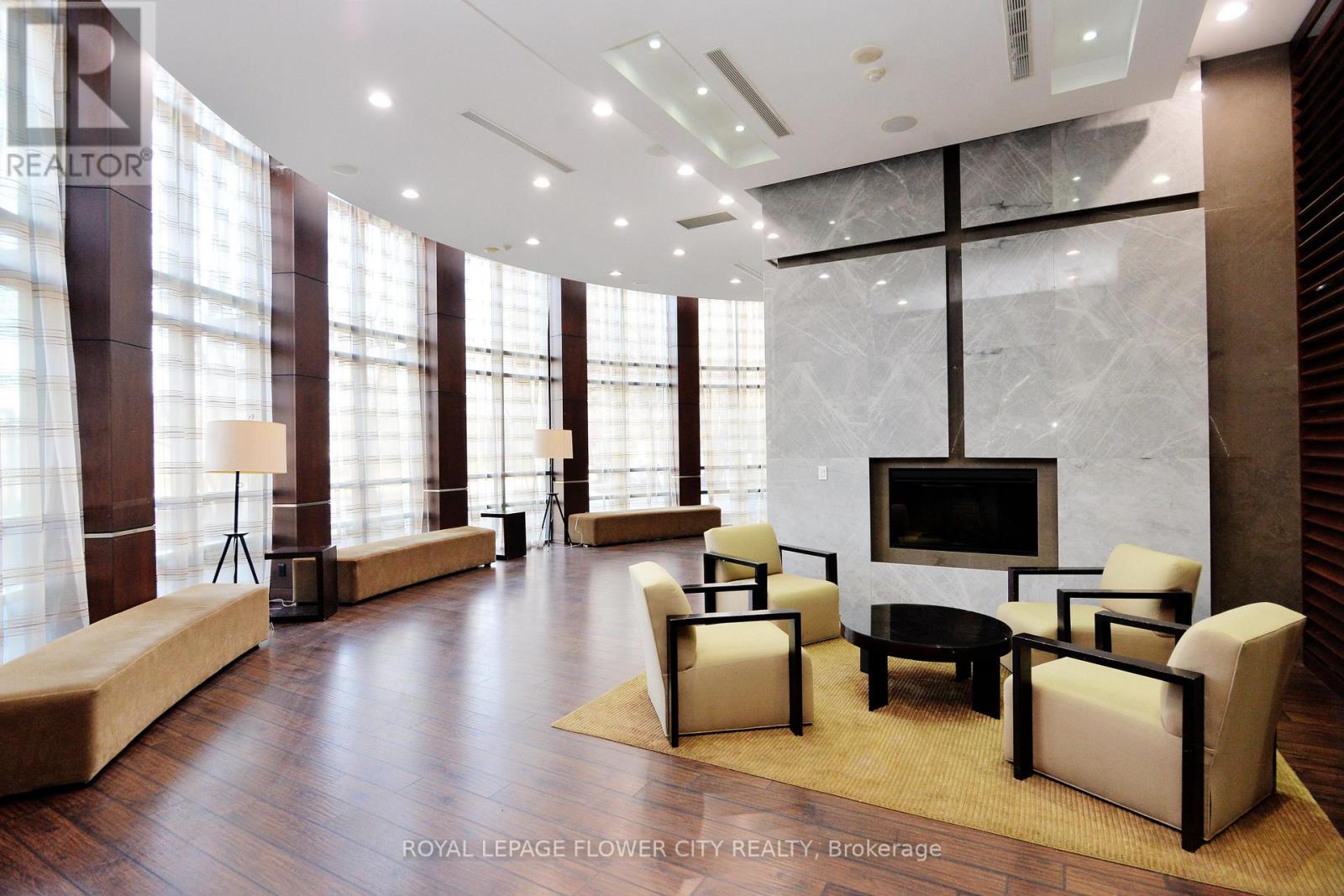 1902 - 330 Burnhamthorpe Road W, Mississauga, Ontario  L5B 0E1 - Photo 31 - W12905752