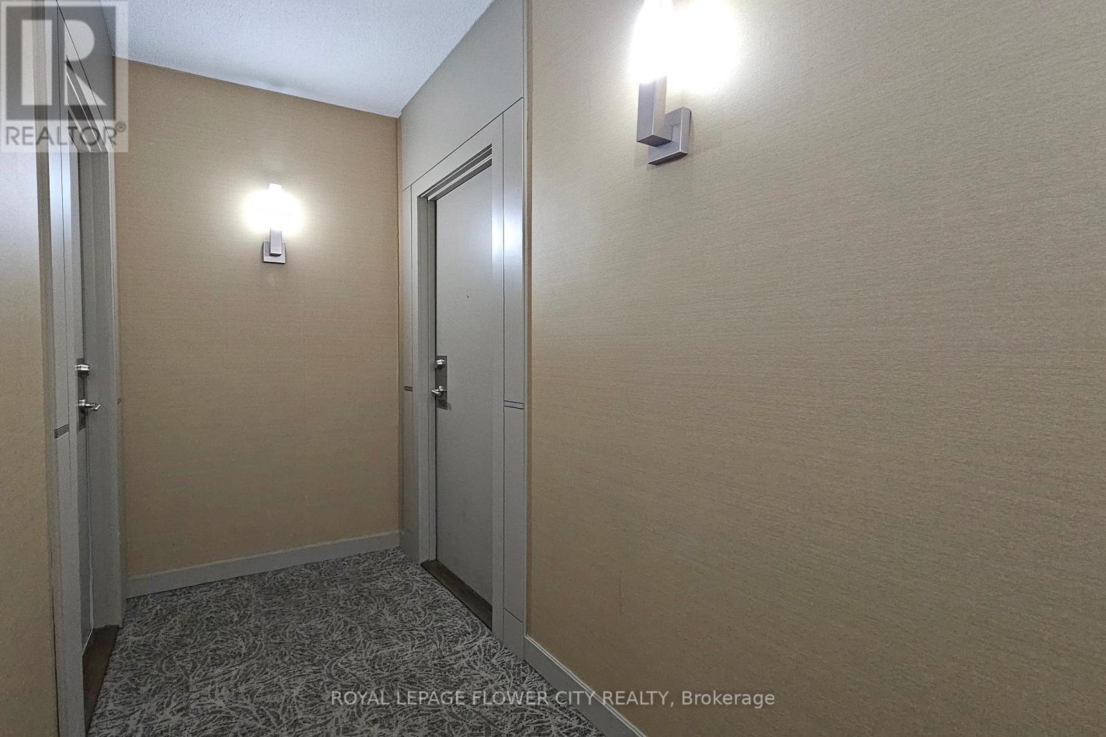 1902 - 330 Burnhamthorpe Road W, Mississauga, Ontario  L5B 0E1 - Photo 32 - W12905752