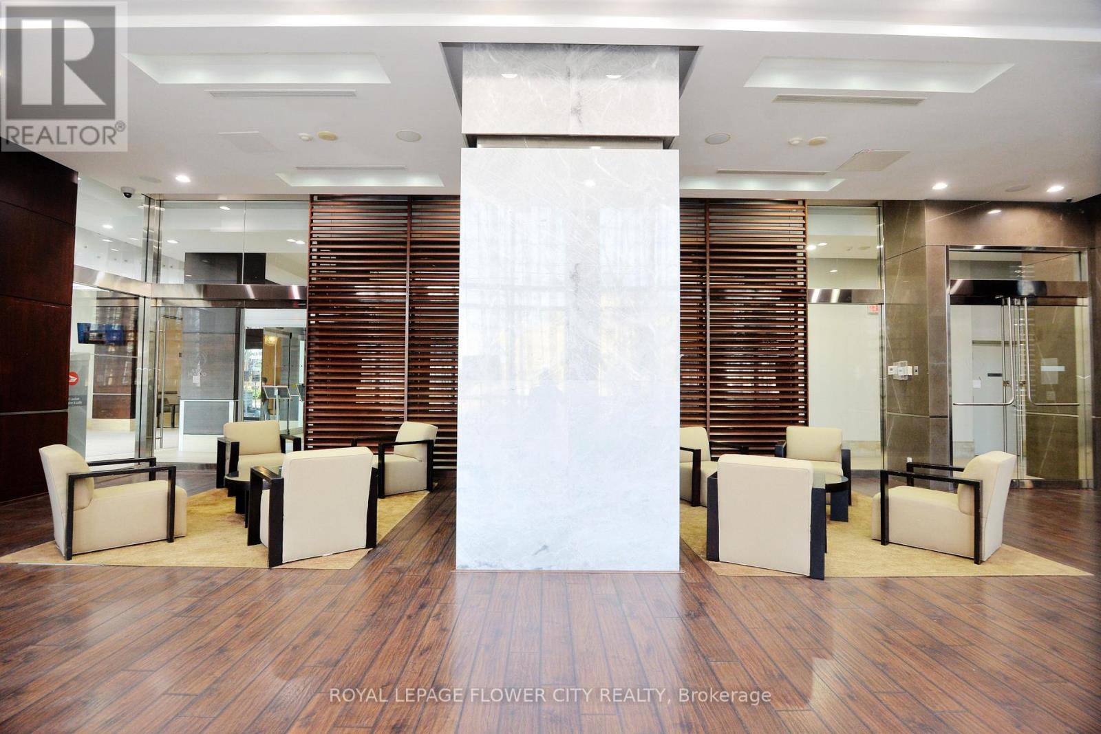 1902 - 330 Burnhamthorpe Road W, Mississauga, Ontario  L5B 0E1 - Photo 33 - W12905752