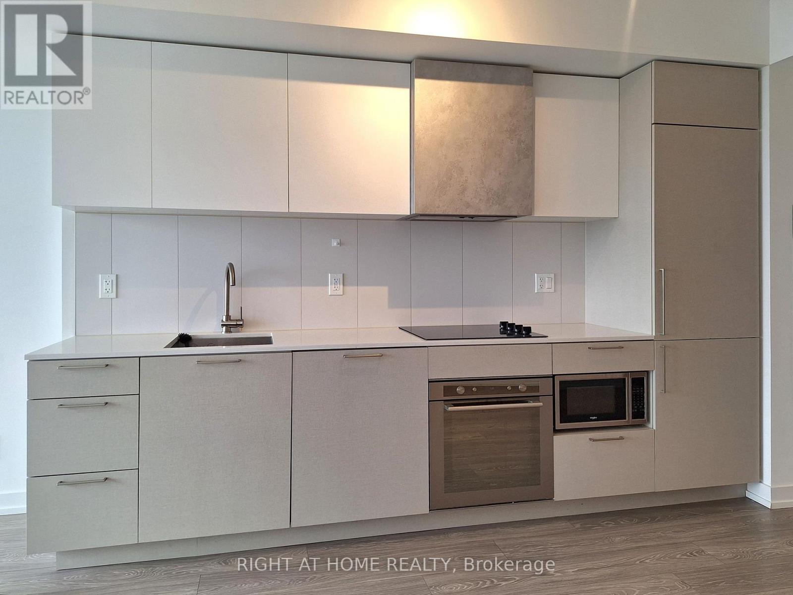 2910 - 19 Western Battery Road, Toronto, Ontario  M6K 0E3 - Photo 4 - C12784558