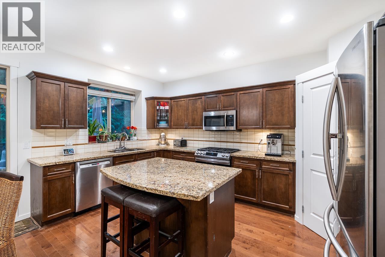 30 Hawthorn Drive, Port Moody, British Columbia  V3H 0A4 - Photo 9 - R3101461