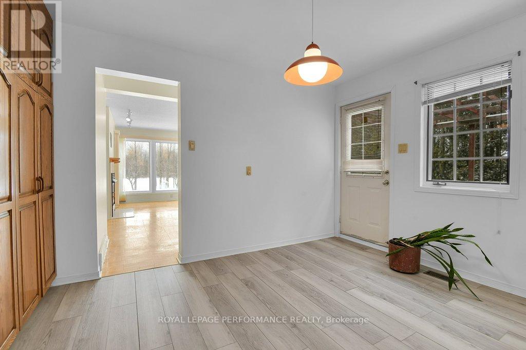 4540 Piperville Road, Ottawa, Ontario K0A 1K0 - Photo 10 - X12905780