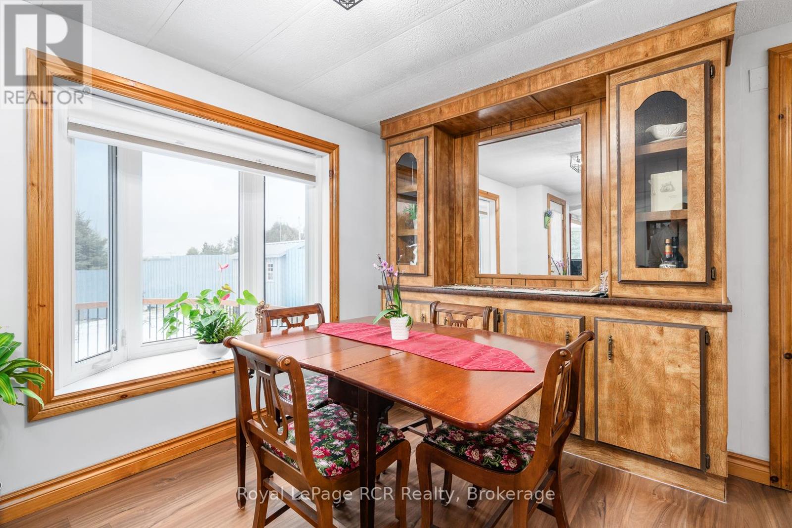 313338 6 Highway, West Grey, Ontario  N0G 1R0 - Photo 10 - X12905776