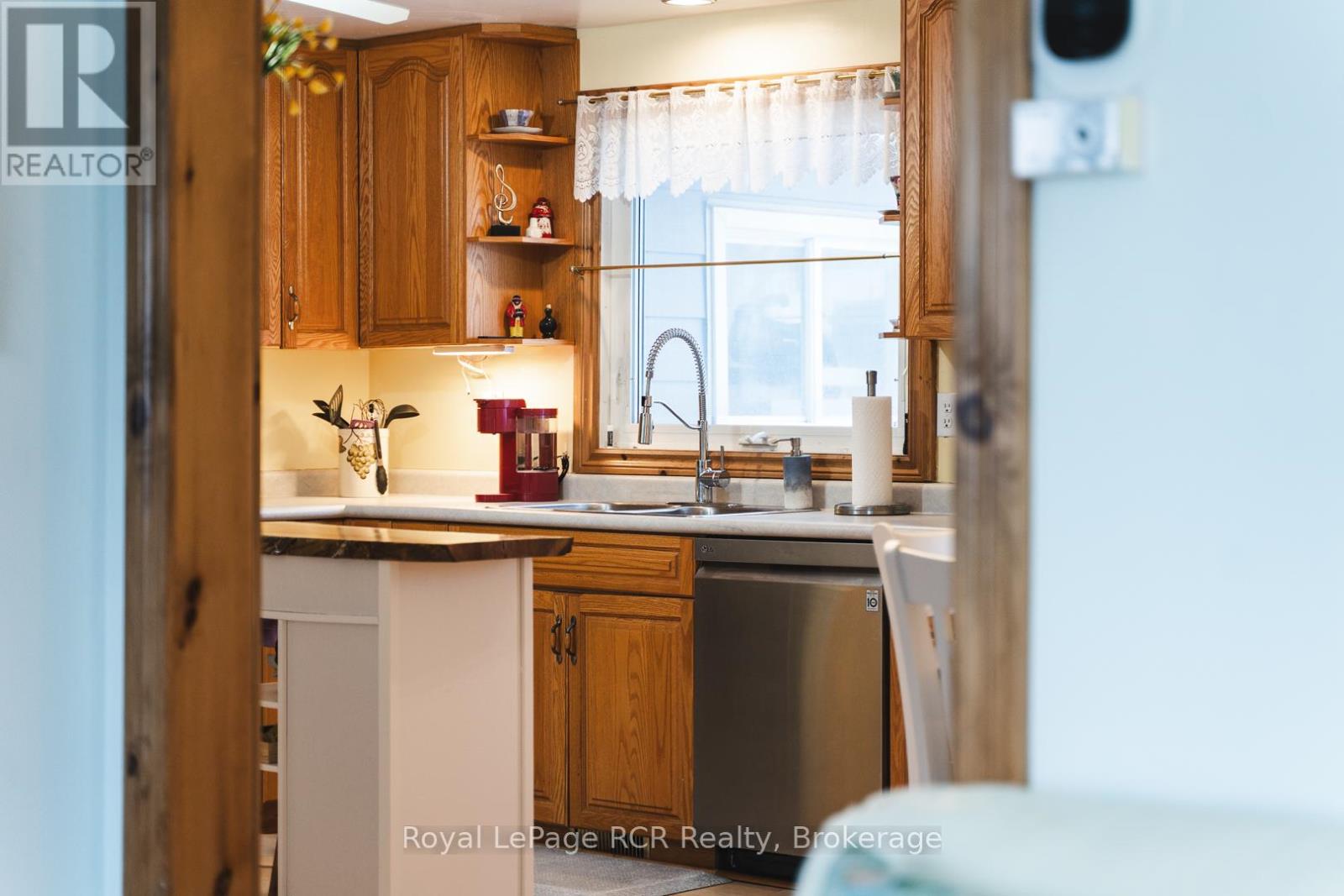 313338 6 Highway, West Grey, Ontario  N0G 1R0 - Photo 14 - X12905776