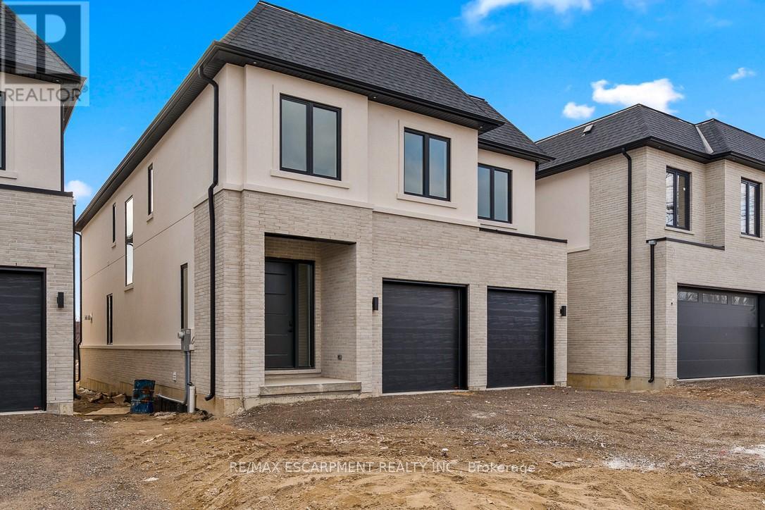 2354 Eighth Line, Oakville, Ontario  L6H 7E6 - Photo 2 - W12905772