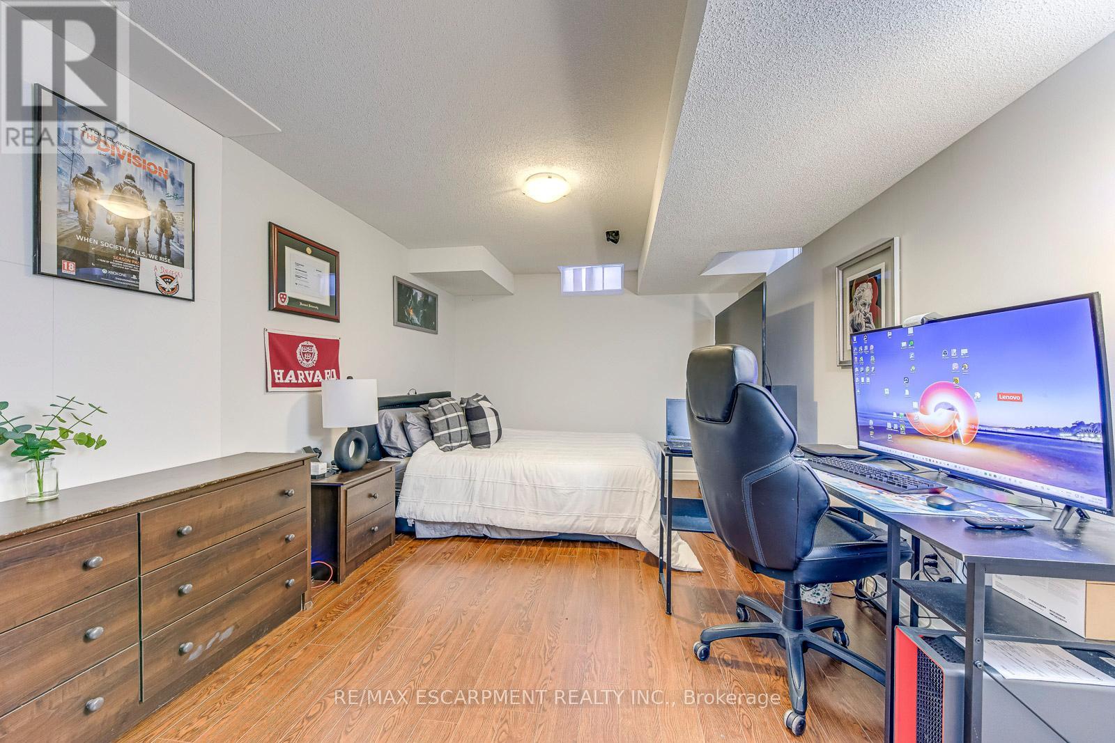 2468 Newcastle Crescent, Oakville, Ontario  L6M 4P3 - Photo 36 - W12905794