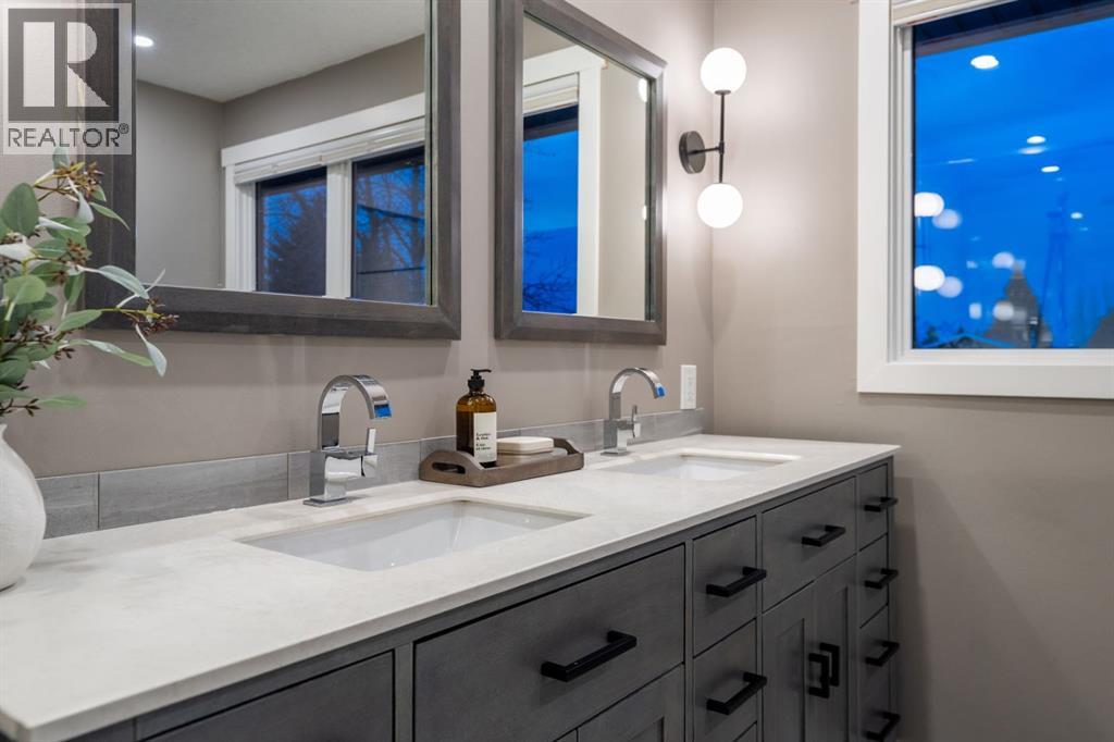 136 Lake Crimson Close Se, Calgary, Alberta  T2J 3K7 - Photo 25 - A2294017