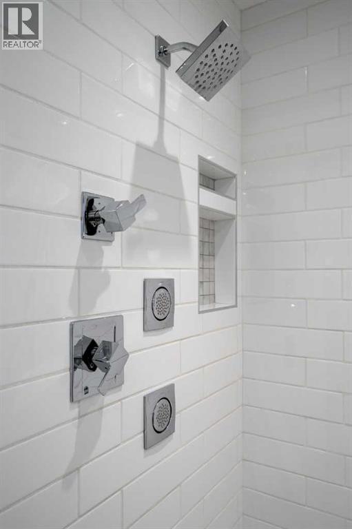 136 Lake Crimson Close Se, Calgary, Alberta  T2J 3K7 - Photo 27 - A2294017