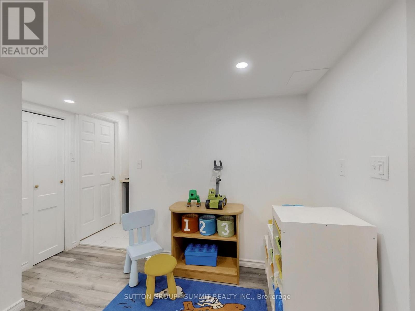 5139 Porter Street N, Burlington, Ontario  L7L 6K8 - Photo 36 - W12795842