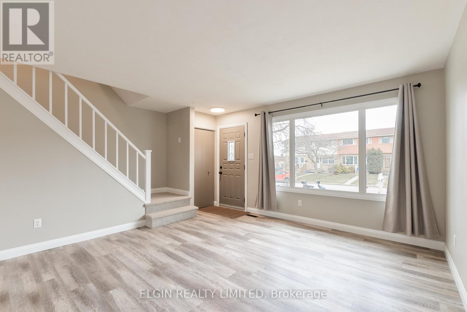 427 Forest Avenue, St. Thomas, Ontario  N5R 5G2 - Photo 7 - X12905796