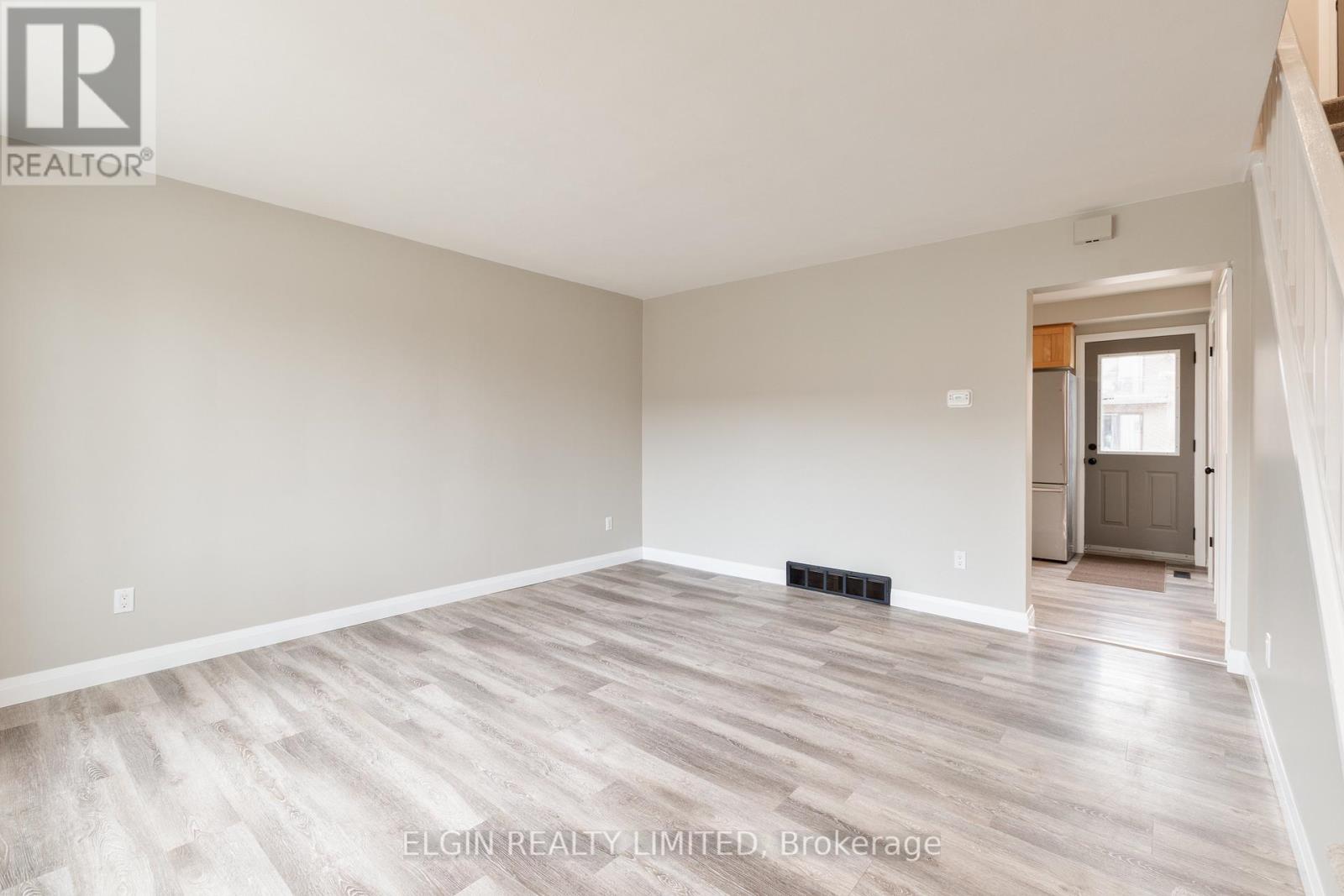 427 Forest Avenue, St. Thomas, Ontario  N5R 5G2 - Photo 8 - X12905796