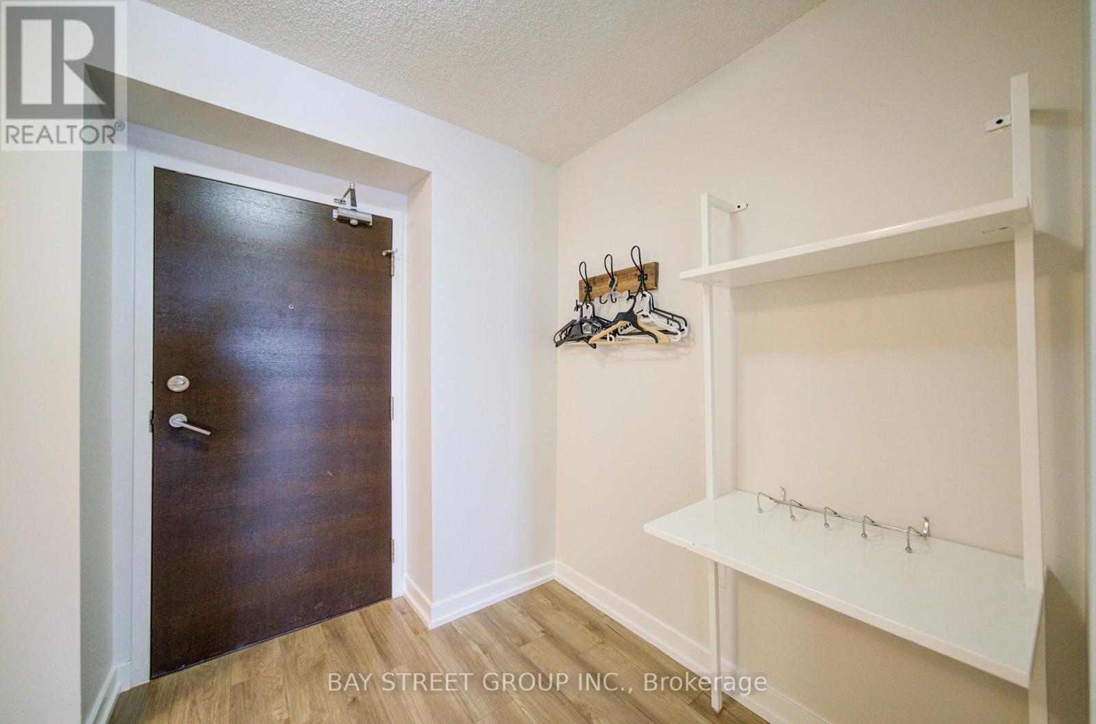 2315 - 21 Iceboat Terrace, Toronto, Ontario  M5V 4B2 - Photo 10 - C12905818