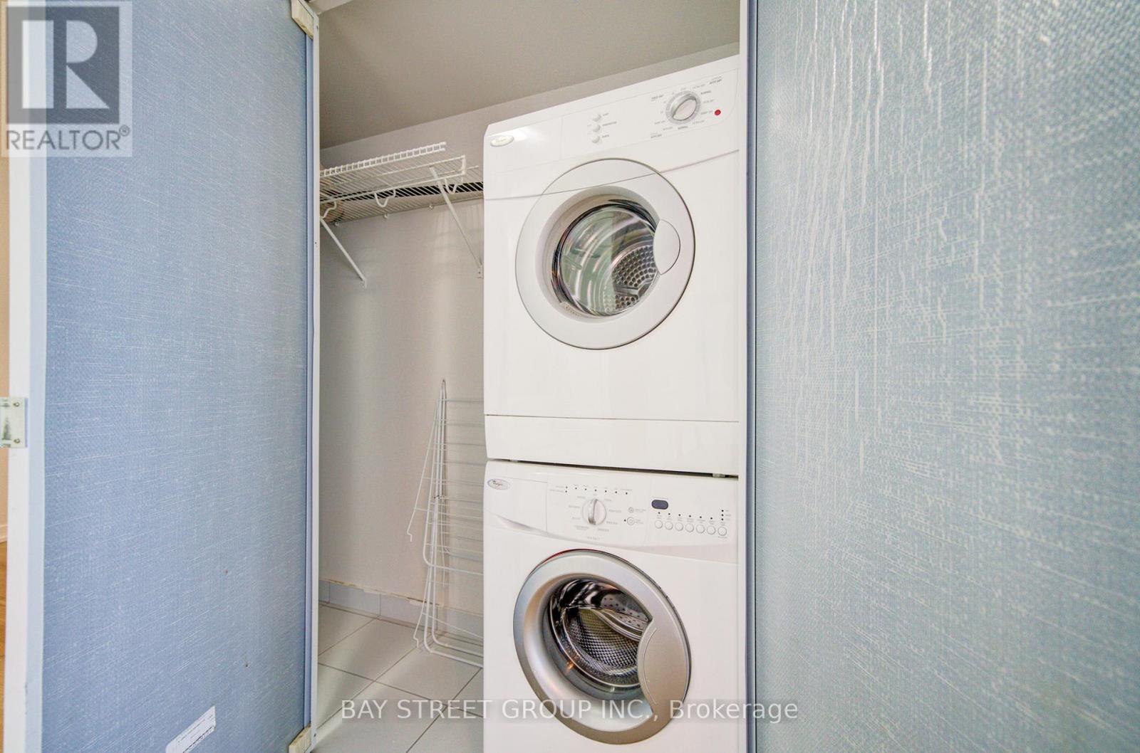 2315 - 21 Iceboat Terrace, Toronto, Ontario  M5V 4B2 - Photo 15 - C12905818