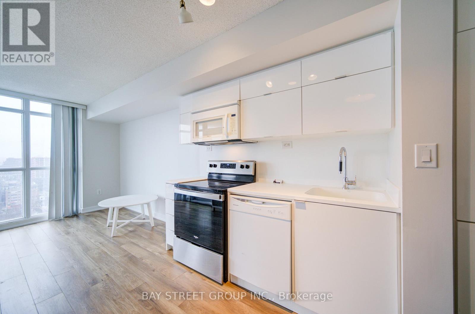2315 - 21 Iceboat Terrace, Toronto, Ontario  M5V 4B2 - Photo 20 - C12905818
