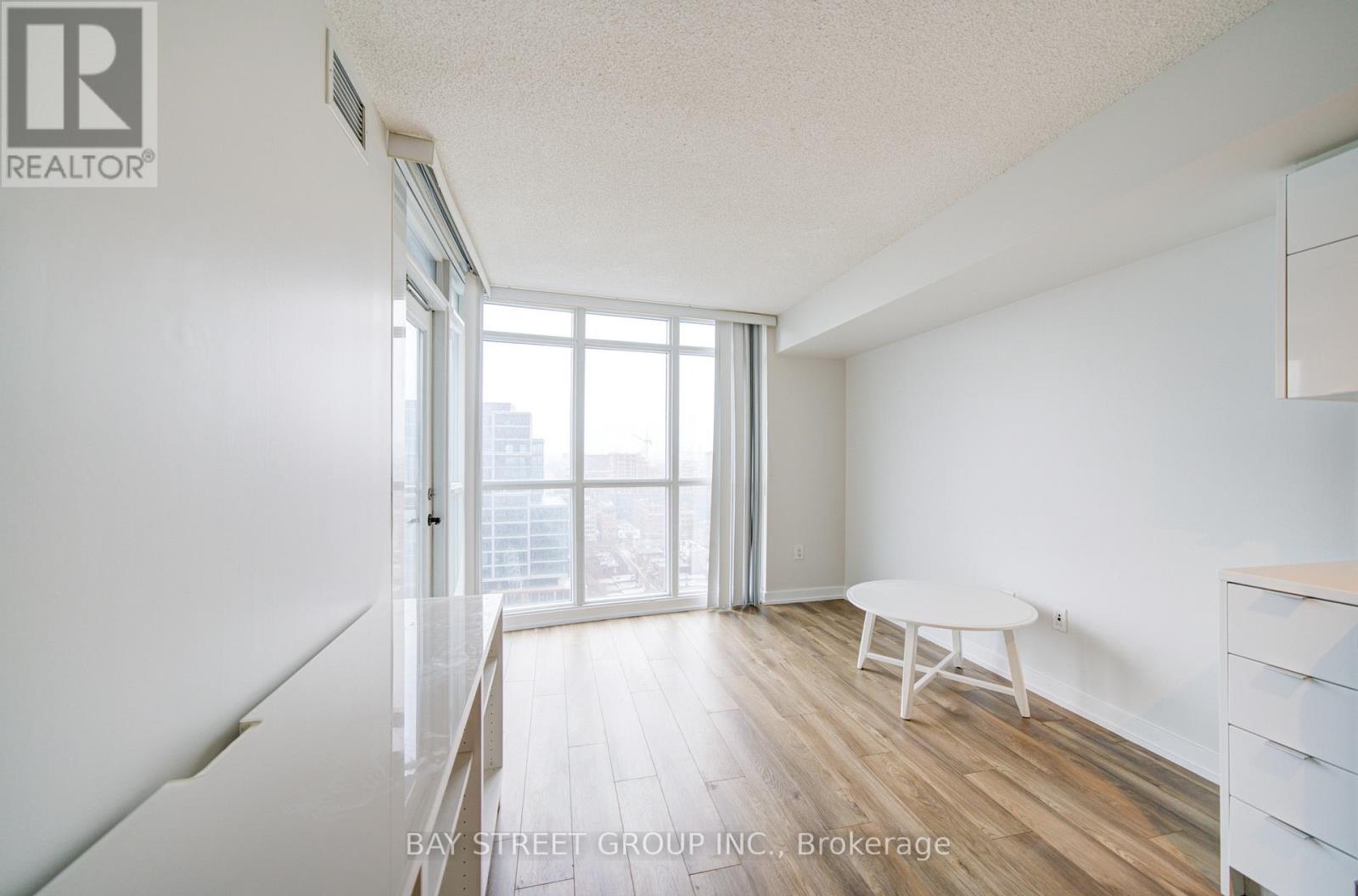 2315 - 21 Iceboat Terrace, Toronto, Ontario  M5V 4B2 - Photo 24 - C12905818