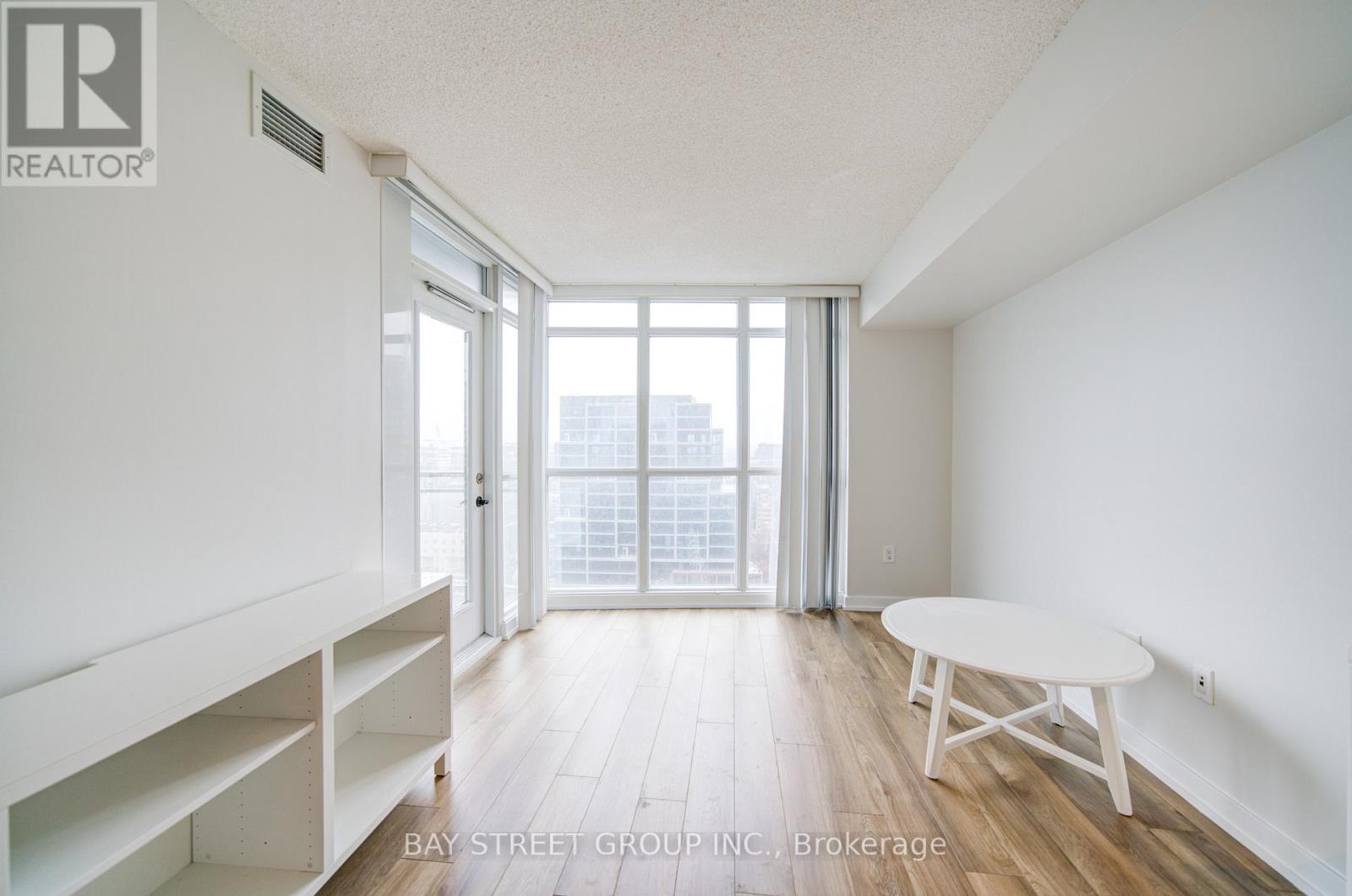 2315 - 21 Iceboat Terrace, Toronto, Ontario  M5V 4B2 - Photo 25 - C12905818
